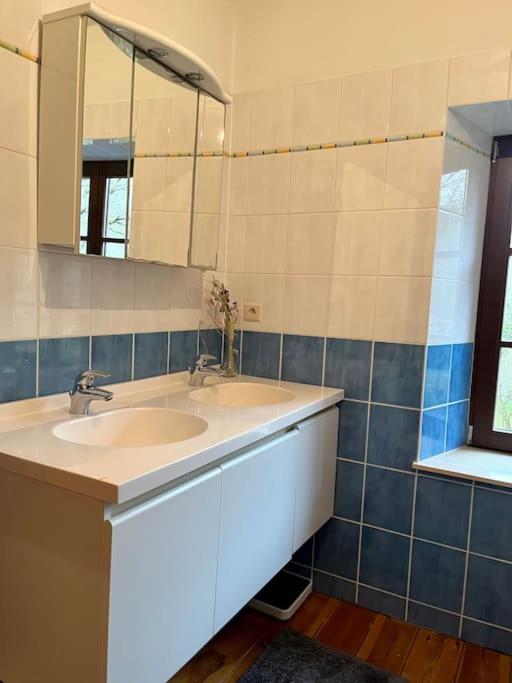 ליבין Charmante Maison De Caractere A 2Km De Redu מראה חיצוני תמונה